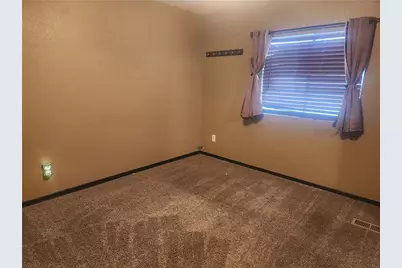 2533 E Curtis Way, Fort Mohave, AZ 86426 - Photo 22