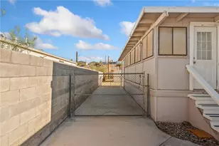 1699 Ramar Rd, Bullhead City, AZ 86442 - Photo 8