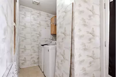 11109 S Alvis Road, Yucca, AZ 86438 - Photo 10