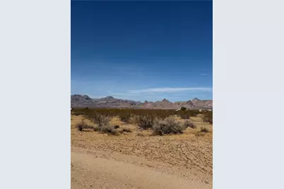 2661 S Muscovite Road, Golden Valley, AZ 86413 - Photo 2