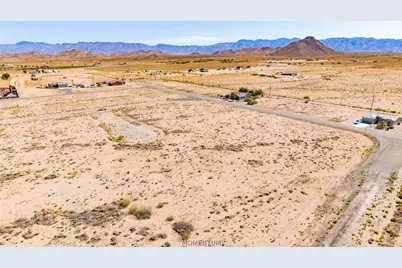 10415 Horseshoe Court, Kingman, AZ 86401 - Photo 4