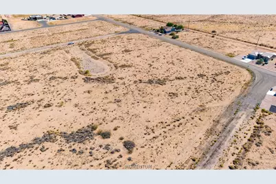 10415 Horseshoe Court, Kingman, AZ 86401 - Photo 6