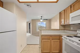 1611 Hwy 95, Bullhead City, AZ 86442 - Photo 32
