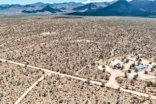 15710 S Kit Carson Rd, Yucca, AZ 86438 - Photo 38