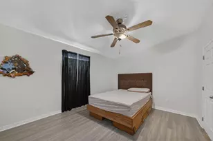 15710 S Kit Carson Rd, Yucca, AZ 86438 - Photo 20