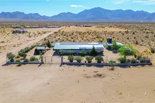 7610 6th St, Dolan Springs, AZ 86441 - Photo 4