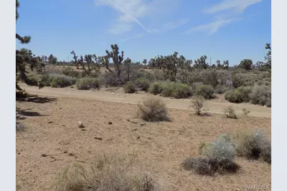 327-07-084 Sage, Dolan Springs, AZ 86441 - Photo 8