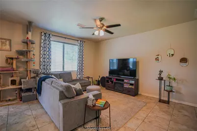 2162 Gene Autry Drive, Kingman, AZ 86409 - Photo 12