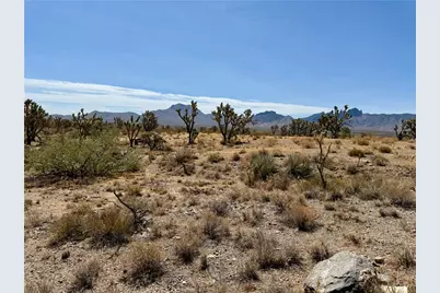 327-05-019 Merry, Dolan Springs, AZ 86441 - Photo 10