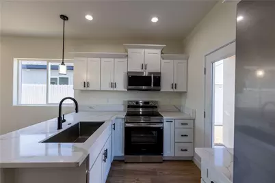 1785 Tejon Dr, Bullhead City, AZ 86442 - Photo 4
