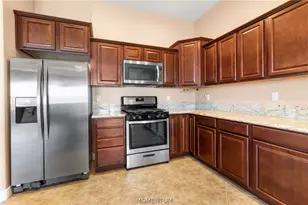 2641 Kingman Dr, Bullhead City, AZ 86429 - Photo 18