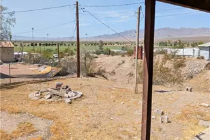 2197 Lakeside Dr, Bullhead City, AZ 86442 - Photo 12