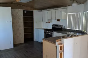 2197 Lakeside Dr, Bullhead City, AZ 86442 - Photo 6