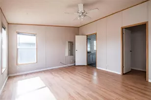 581 S Gln Cyn Rd, Golden Valley, AZ 86413 - Photo 20