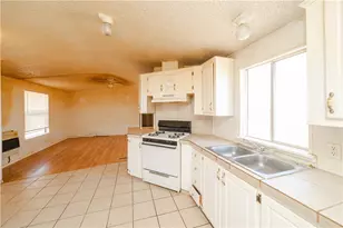 6120 E Englehorn Dr, Kingman, AZ 86401 - Photo 8
