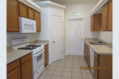 2803 Wallapai, Kingman, AZ 86401 - Photo 4