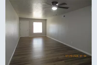1755 E Gordon #5 Drive, Kingman, AZ 86409 - Photo 2