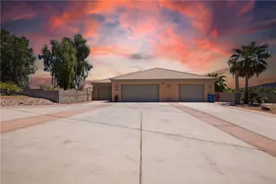 1860 E Marble Canyon Dr, Bullhead City, AZ 86442 - Photo 1