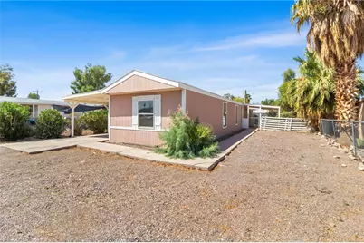 1967 W Riverbend Circle, Bullhead City, AZ 86442 - Photo 2