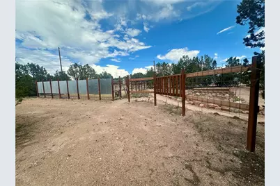 25633 W El Dorado Drive, Seligman, AZ 86337 - Photo 14