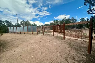 25633 W El Dorado Dr, Seligman, AZ 86337 - Photo 14