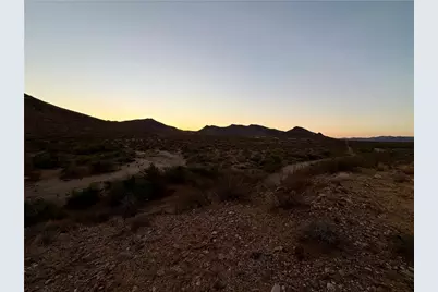 339-05-147 N Davis Road, Golden Valley, AZ 86413 - Photo 22