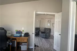 6923 W 11th St, Dolan Springs, AZ 86441 - Photo 32