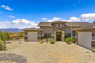 2525 Trade Wind Dr, Bullhead City, AZ 86442 - Photo 6