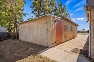 8261 S Green Valley Rd, Mohave Valley, AZ 86440 - Photo 10