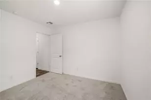 2340 Tapatio Dr, Bullhead City, AZ 86442 - Photo 24