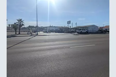 1042 Hwy 95, Bullhead City, AZ 86429 - Photo 1