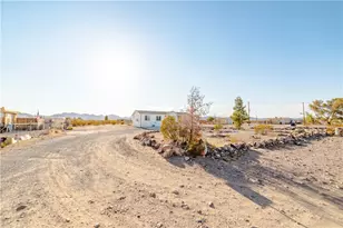 773 S Elgin Rd, Golden Valley, AZ 86413 - Photo 32