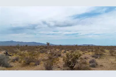 122-12-011 E Granite Dr, Yucca, AZ 86438 - Photo 2