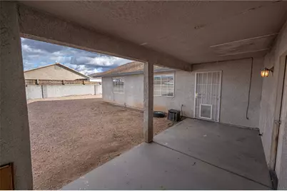 3422 Cypress Street, Kingman, AZ 86401 - Photo 12