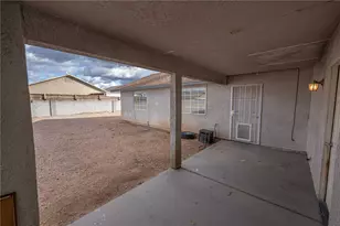 3422 Cypress St, Kingman, AZ 86401 - Photo 12