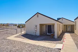 1210 Navajo Dr, Bullhead City, AZ 86442 - Photo 18