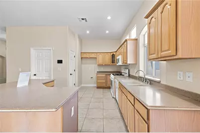 2922 Ladera Drive, Bullhead City, AZ 86429 - Photo 8