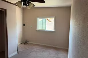 948 Swan Dr, Bullhead City, AZ 86442 - Photo 8