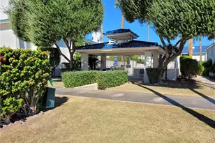1800 Club House Dr, Bullhead City, AZ 86442 - Photo 1