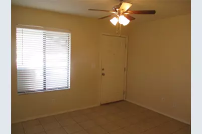 2801 Paloma Senda Unit D, Bullhead City, AZ 86442 - Photo 4