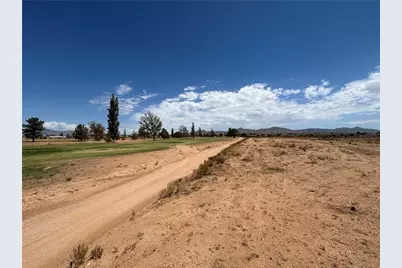 7863 E Pebble Drive, Kingman, AZ 86401 - Photo 10