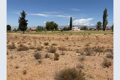 7863 E Pebble Drive, Kingman, AZ 86401 - Photo 2