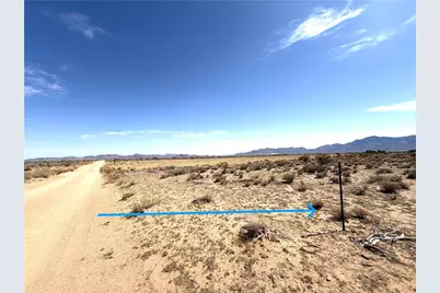 326-10-101 N Caballaro Drive, Dolan Springs, AZ 86441 - Photo 2