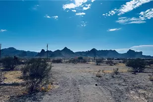 2724 S Jade Rd, Golden Valley, AZ 86413 - Photo 1