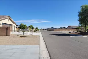 5099 S Jacaranda Pl, Fort Mohave, AZ 86426 - Photo 8