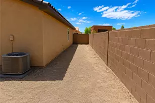 49 N Spanish Bay Dr, Mohave Valley, AZ 86440 - Photo 24