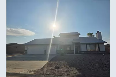 846 Indian Head Drive, Bullhead City, AZ 86429 - Photo 2