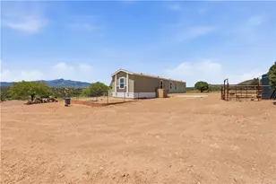 10501 E Blake Ranch Rd, Kingman, AZ 86401 - Photo 4