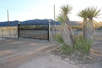 3224 S Amythest Road, Golden Valley, AZ 86413 - Photo 12