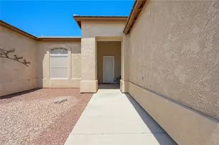 2727 La Paloma Dr, Bullhead City, AZ 86429 - Photo 8